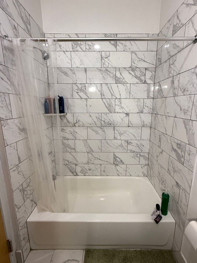 Building Photo - 1721 Mifflin St