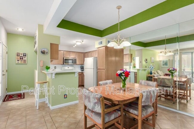 Building Photo - 9708-9708 E Vía Linda