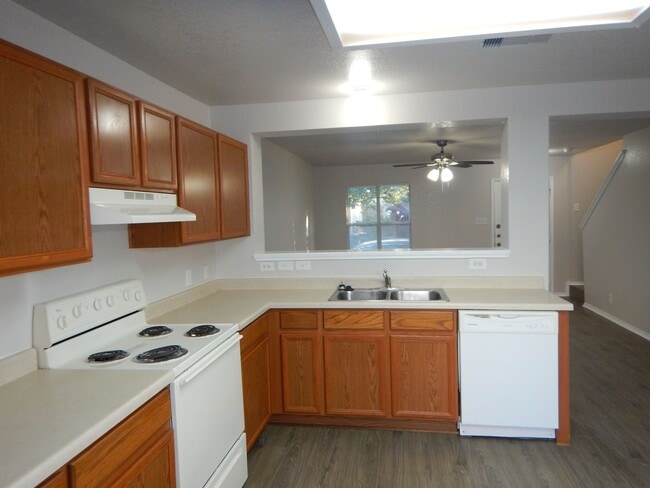 Building Photo - 16127 Branding Pass