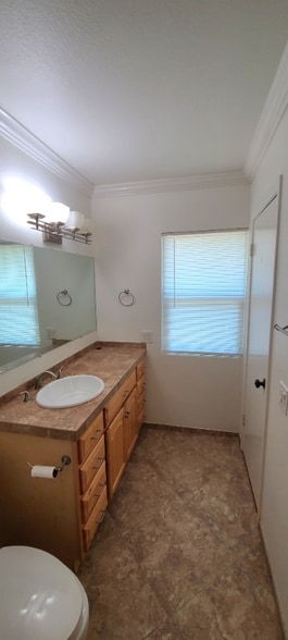 Building Photo - 8409 W Dreyfus Dr