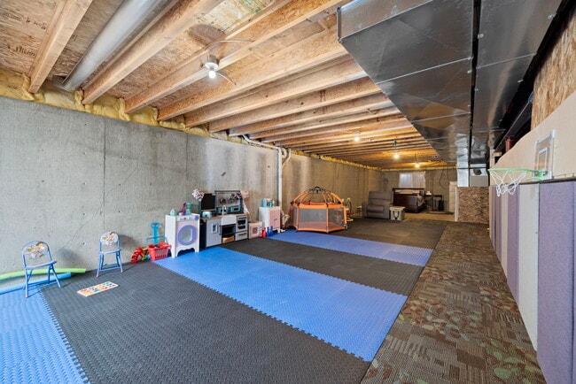 Building Photo - 407 Johnson Ave