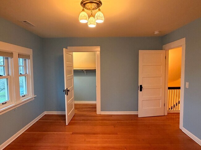 Building Photo - ROJAS