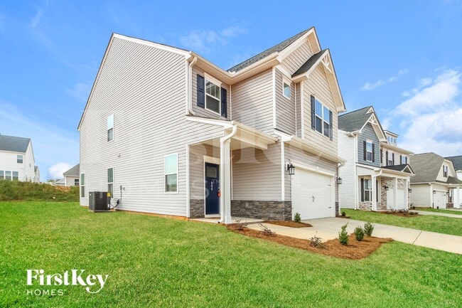 Building Photo - 806 Birchcrest Wy