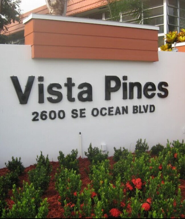 Primary Photo - 2600 SE Ocean Blvd