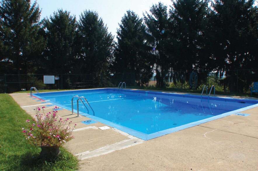 Mt. Vernon Apartments 2300 Surrey Ln McKeesport PA 15135 Apartment