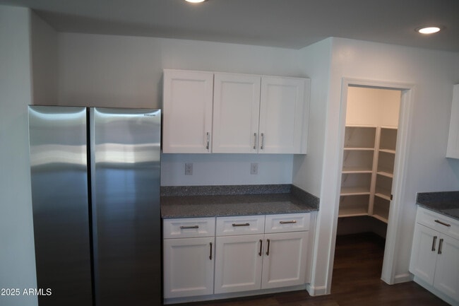 Building Photo - 1267 W Flowstone Trl