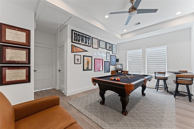 Building Photo - 1228 Wycliffe Dr