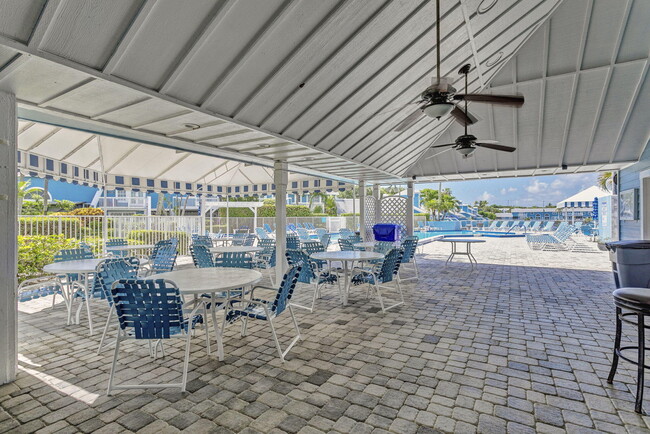 Building Photo - 1106 Ocean Dunes Cir