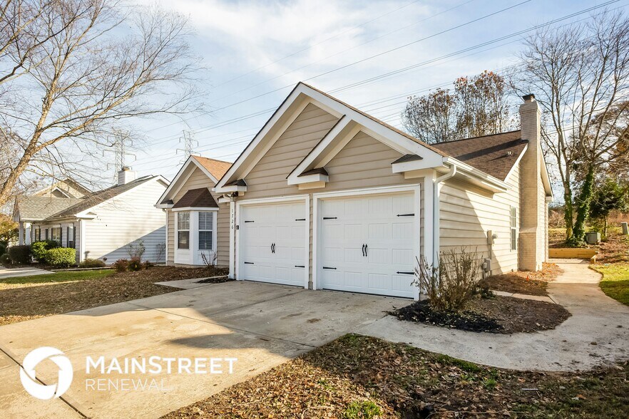 Building Photo - 1726 Gordon Walters Dr