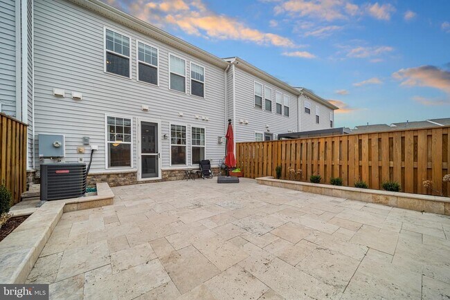 Building Photo - 23611 Rose Leigh Terrace