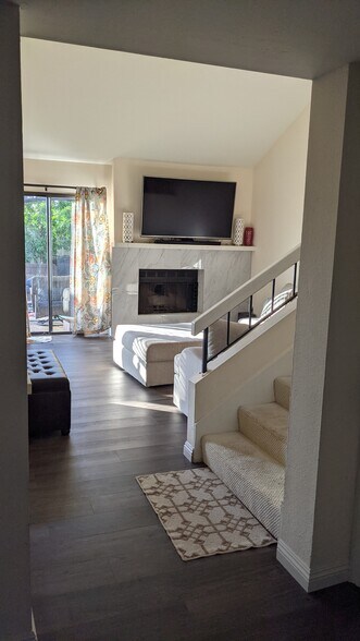 Building Photo - 9580 Hiker Hill Rd