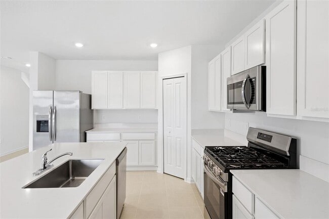 Building Photo - 7493 Capstone Dr