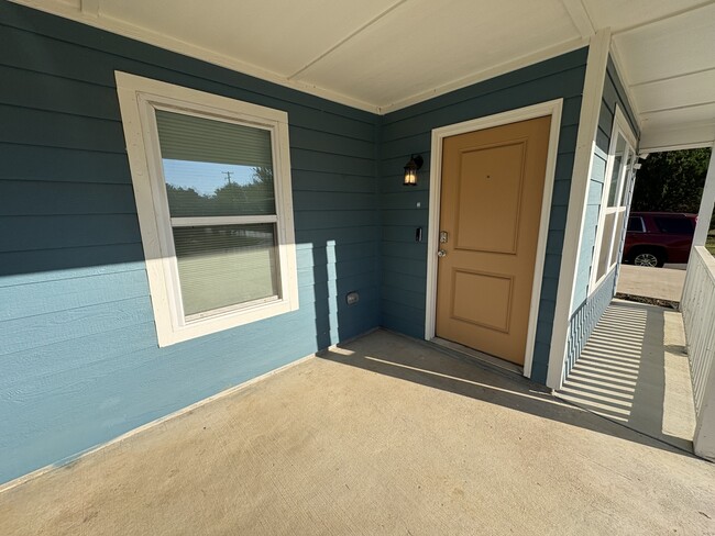 Building Photo - 2023 N Atlanta Ct