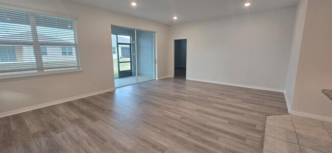 Building Photo - 7193 SW 64th St Rd