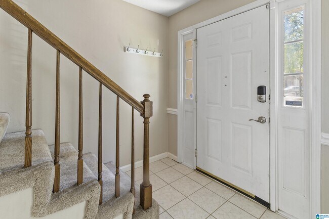 Building Photo - 22 Ashford Cir