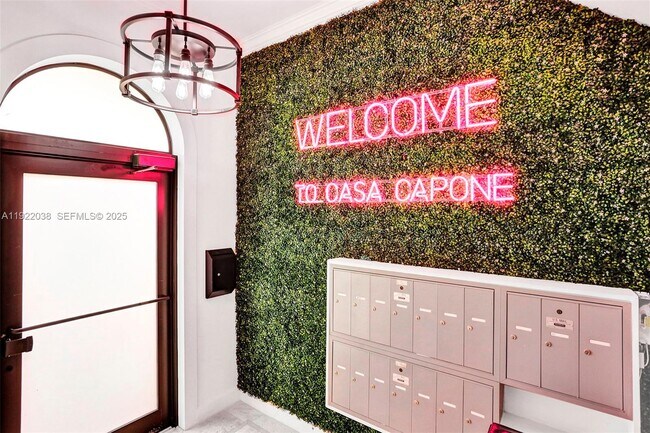 Building Photo - 1656 Polk St