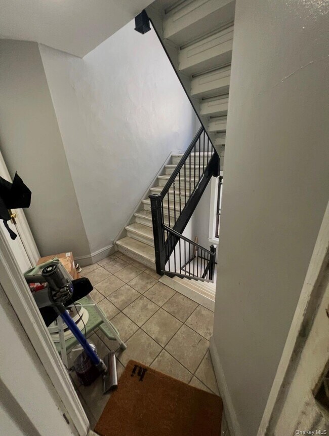 Building Photo - 43-40 42nd St