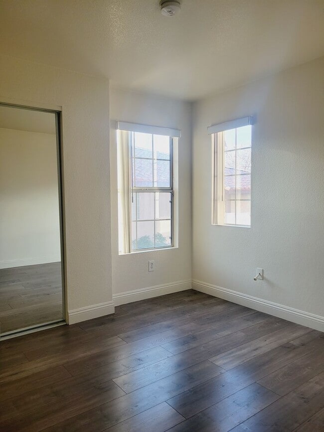 Building Photo - 6500 W Lake Mead Blvd