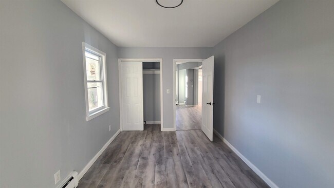 Building Photo - 6206 Newkirk Ave