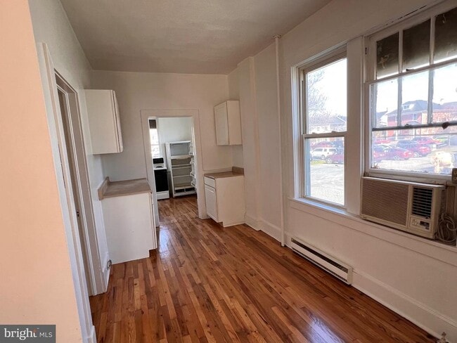 Building Photo - 24 E Cecil St