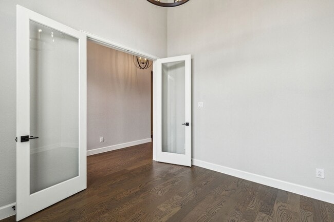 Building Photo - 2232 Grey September St