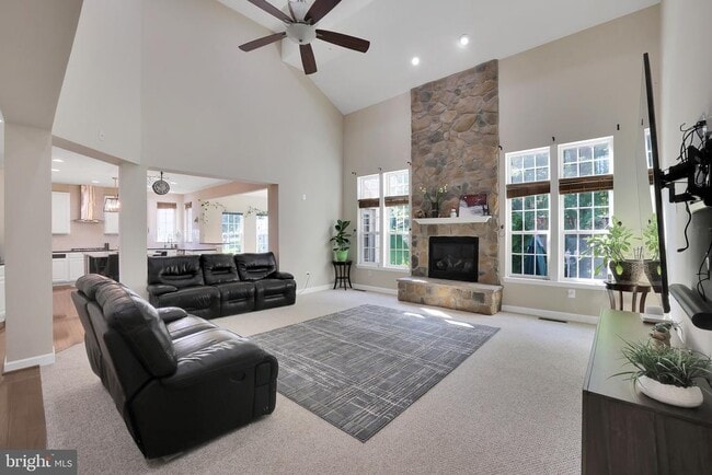 Building Photo - 8111 Alloway Ct