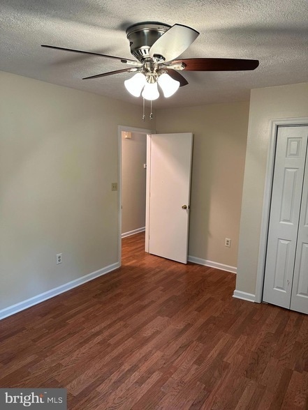 Building Photo - 11653 Cowpoke Cir