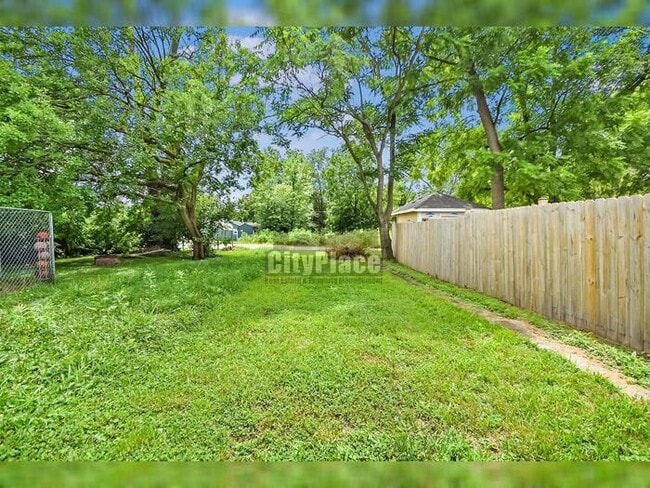 Building Photo - 5961 Rawles Ave