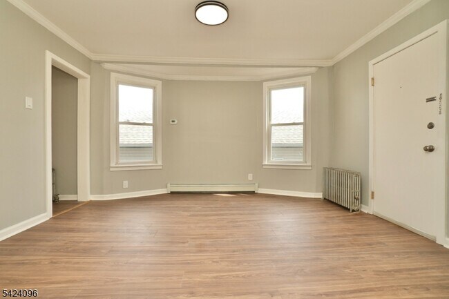 Building Photo - 111 Willow St