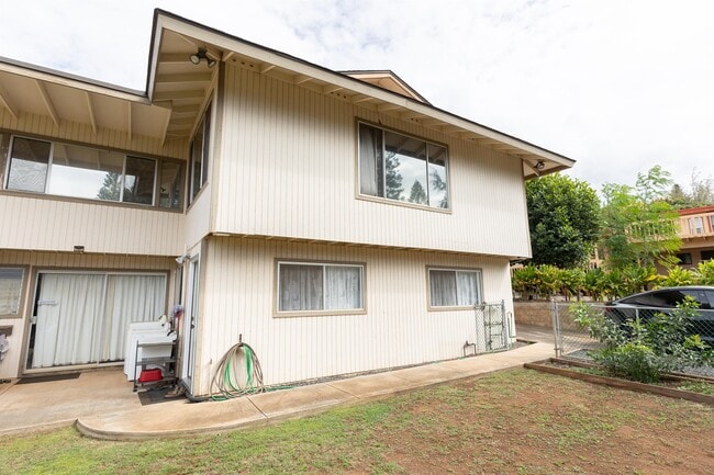 Building Photo - 2762 Iolani St