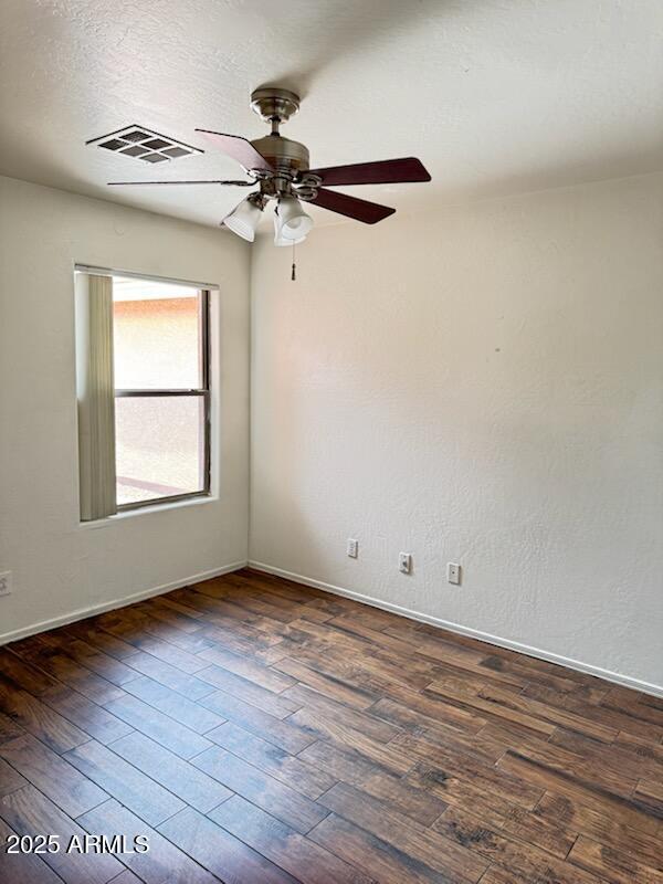 Building Photo - 2529 W Darrel Rd
