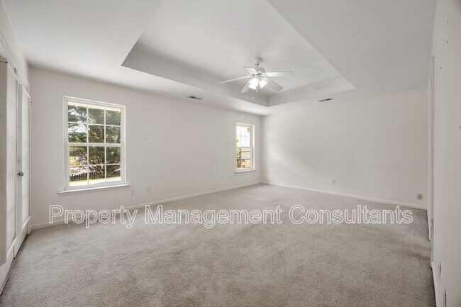 Building Photo - 125 Coldsprings Dr