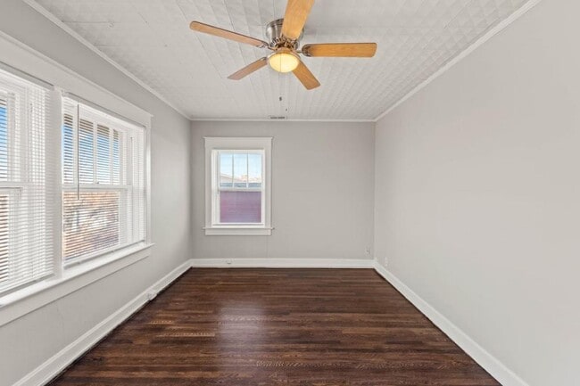 Building Photo - 15 S 17th St