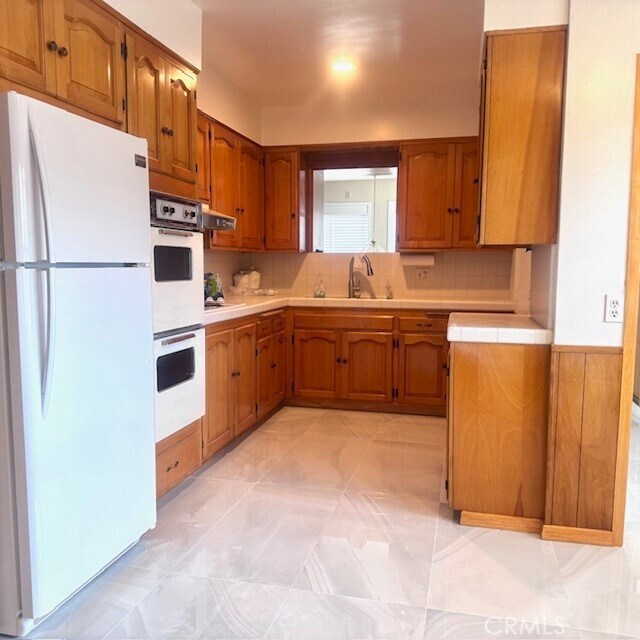 Building Photo - 4840 Heleo Ave