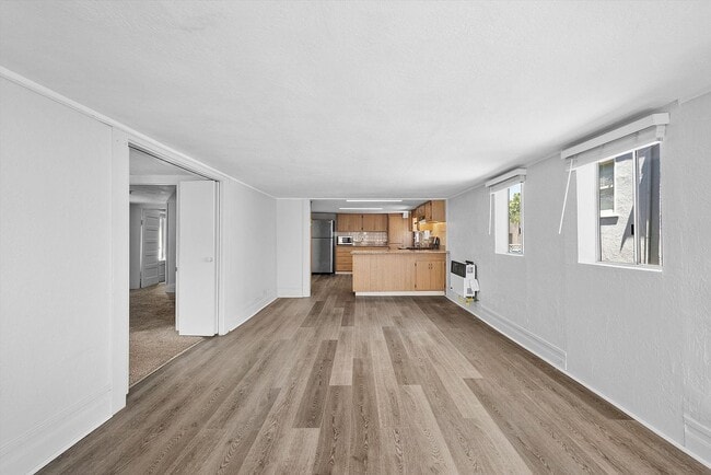 Building Photo - 531 Taylor Ave