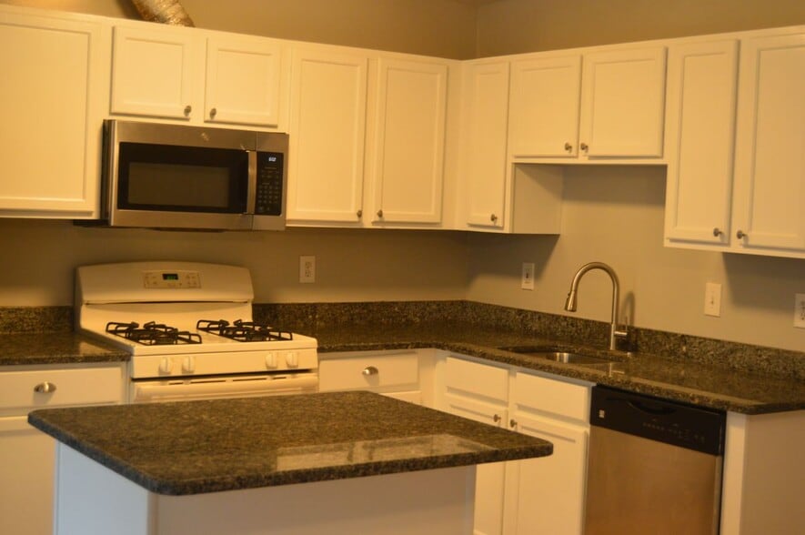 Building Photo - 10454 Sextant Pl