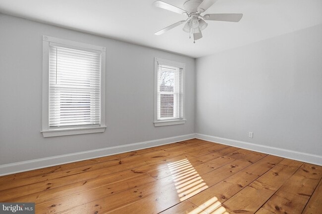 Building Photo - 33 E Front St