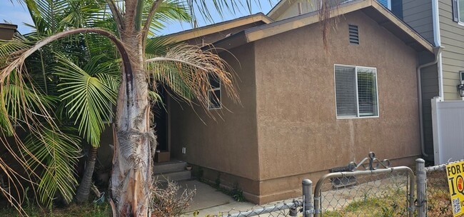Building Photo - 3 bedroom 2 Bath Single Level Home