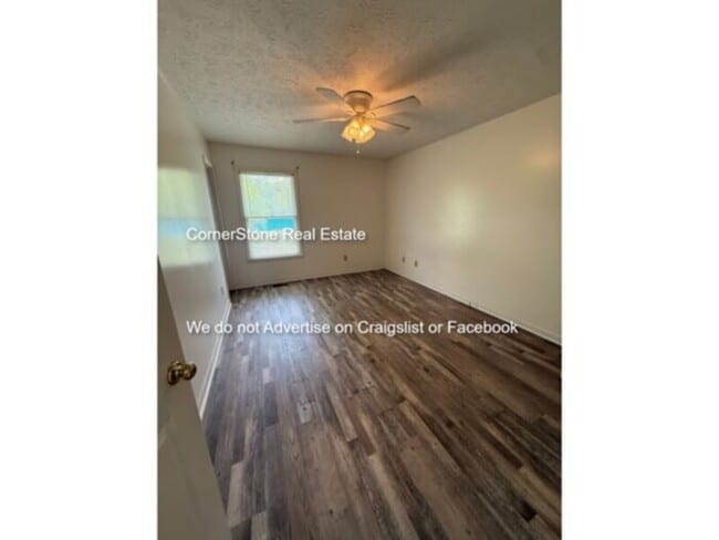 Building Photo - 629 Torhunta Dr