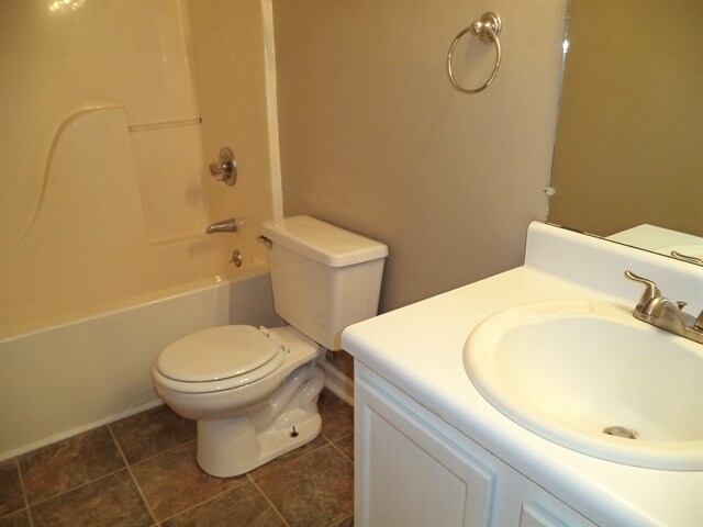 Building Photo - 4342 Walnut Ridge Ln