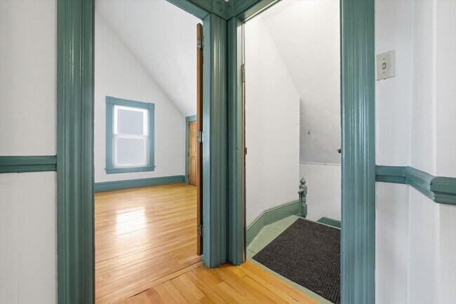 Building Photo - 74 Dartmouth St