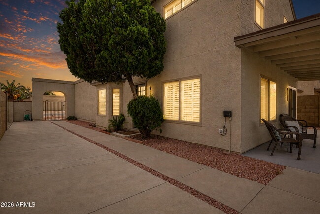 Building Photo - 4760 W Wahalla Ln