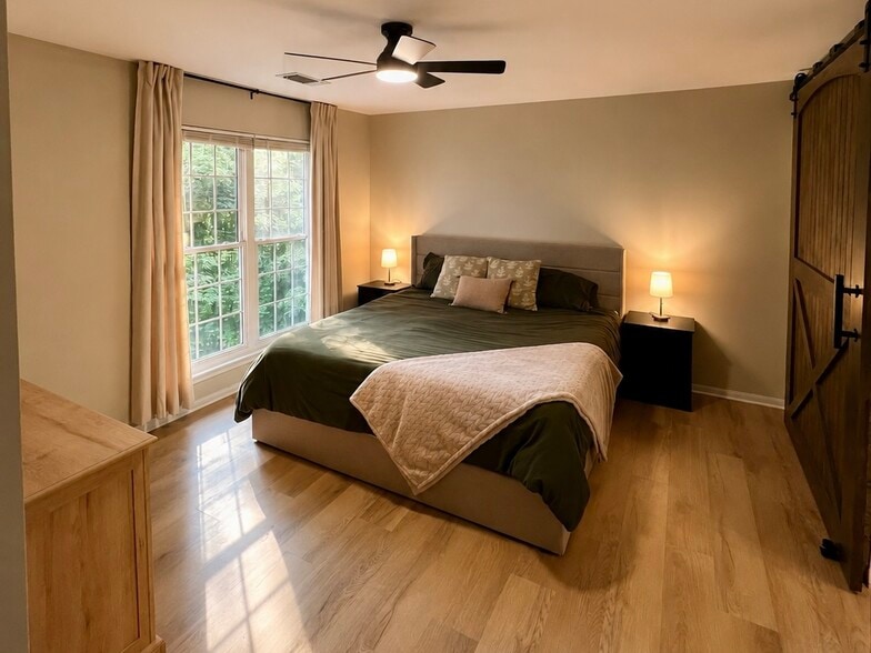 Master Bedroom - 608 Squire Ln