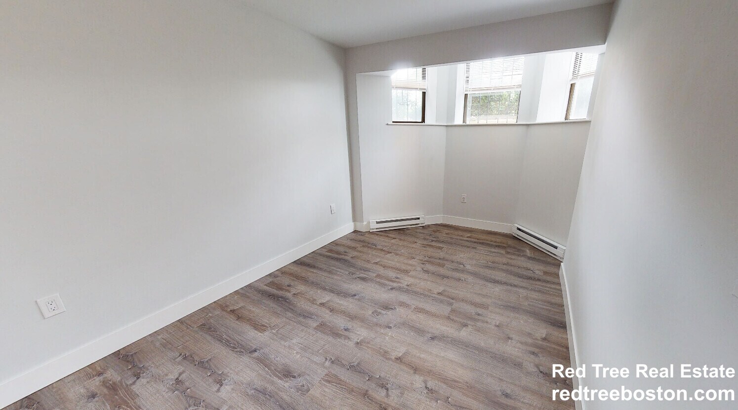 Building Photo - 81 Park Dr