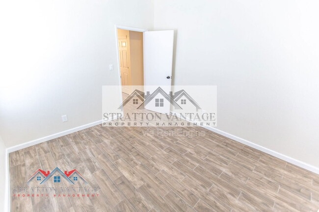 Building Photo - 20 S Buena Vista Ave