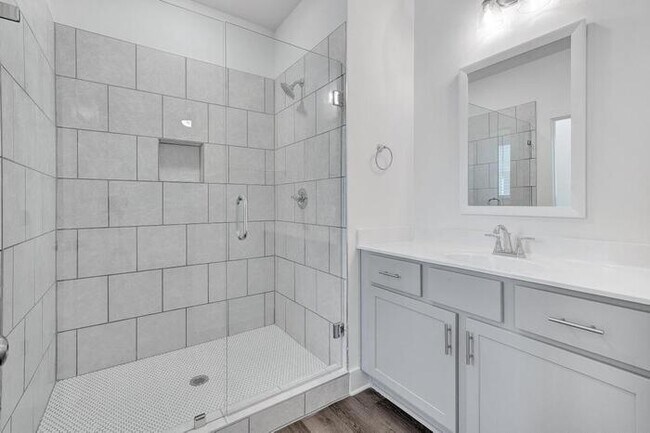 Building Photo - 128 Huntley Dr