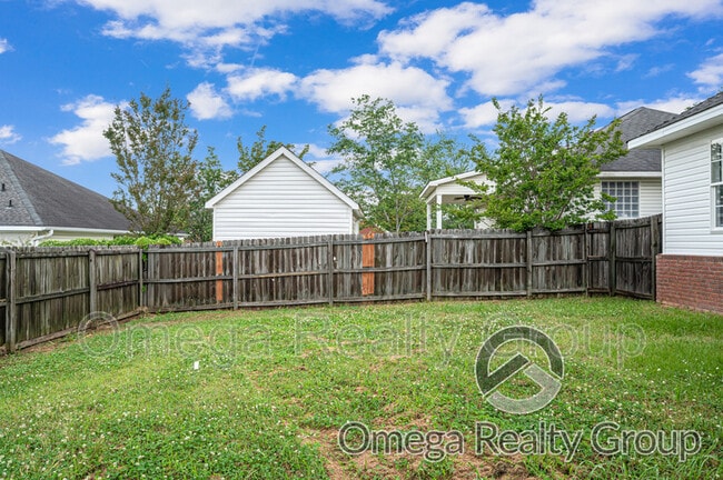 Building Photo - 5561 Heatherbrae Ln