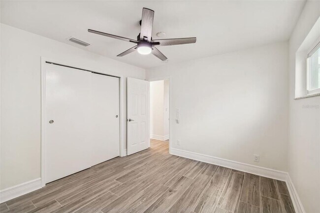 Building Photo - 11245 9th St E