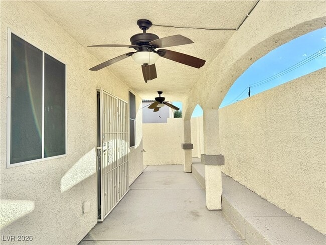 Building Photo - 5663 Foxglove Fields St