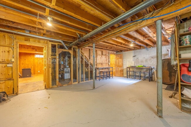 Building Photo - 101 Hungary Rd